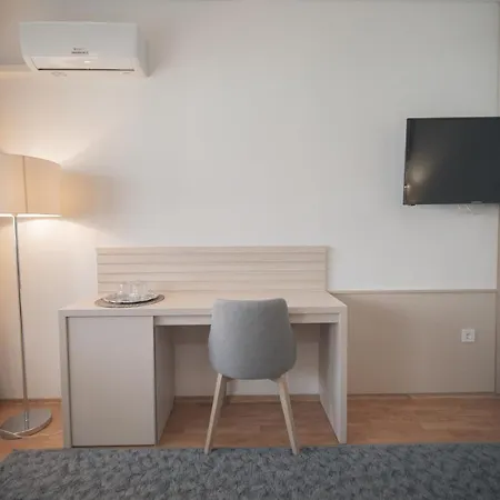 Hotell Hoforras Gyula