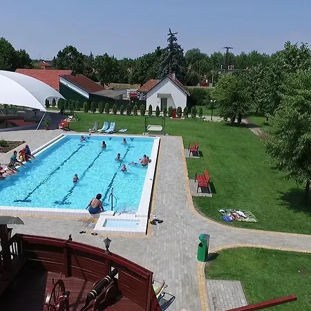 Hotel Hoforras Gyula