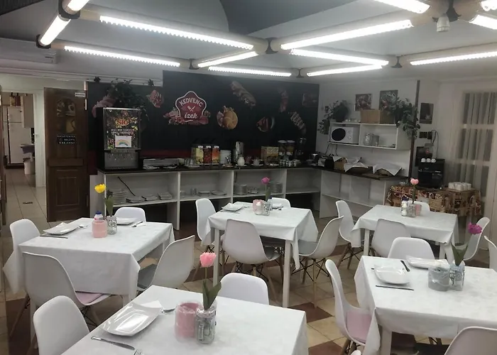 Hoforras Hotel 3*