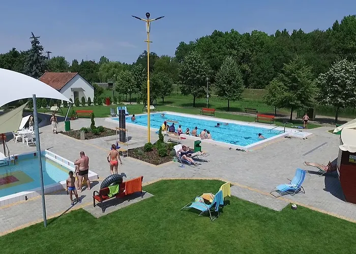 Hoforras Hotel Gyula